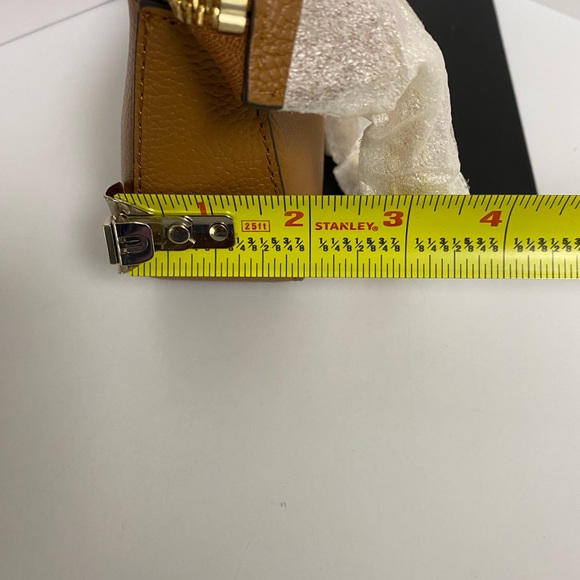 MICHAEL KORS CLUTCH - Picture 12 of 15